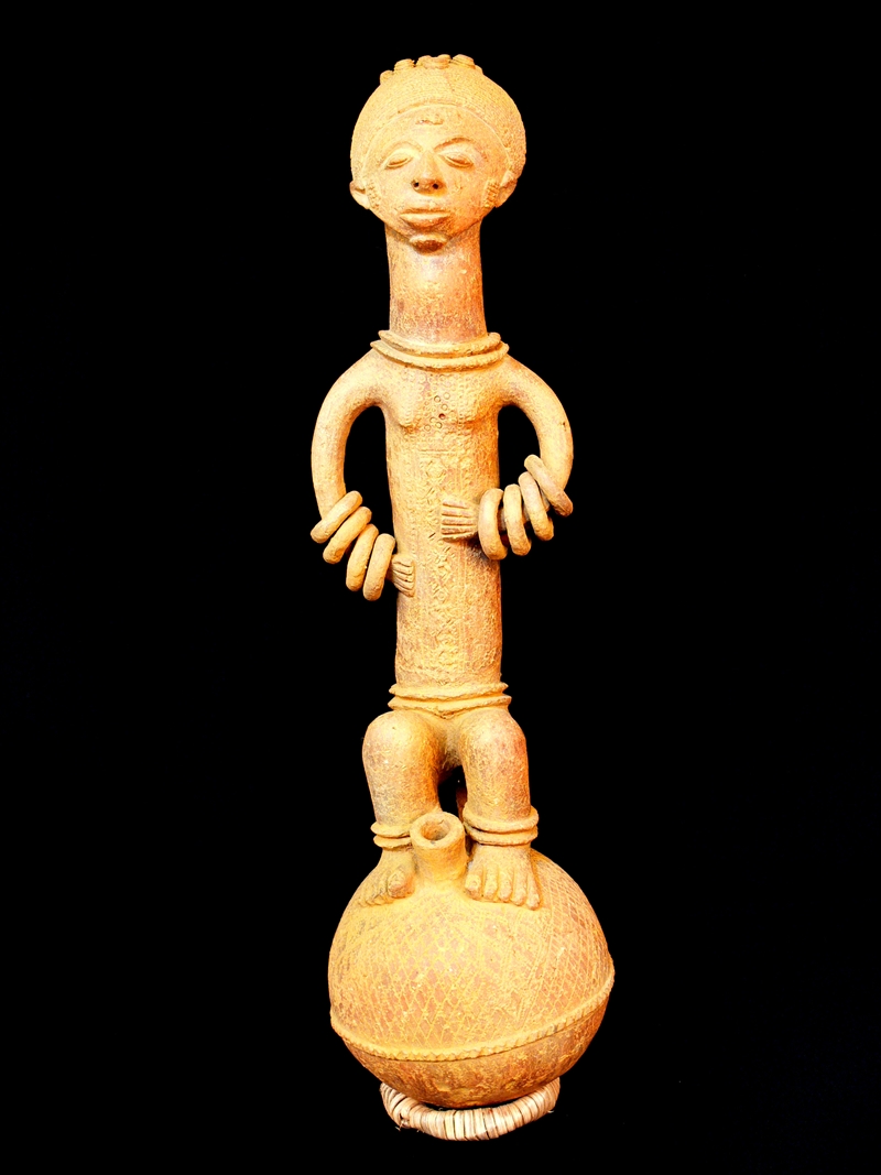 Jarre Yoruba (1154) Jarres, amphores, pot, matakam Yoruba Art africain