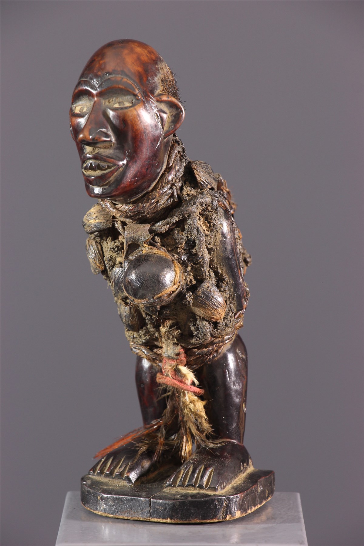 Statuette Nkisi Kongo Art africain Statues africaines