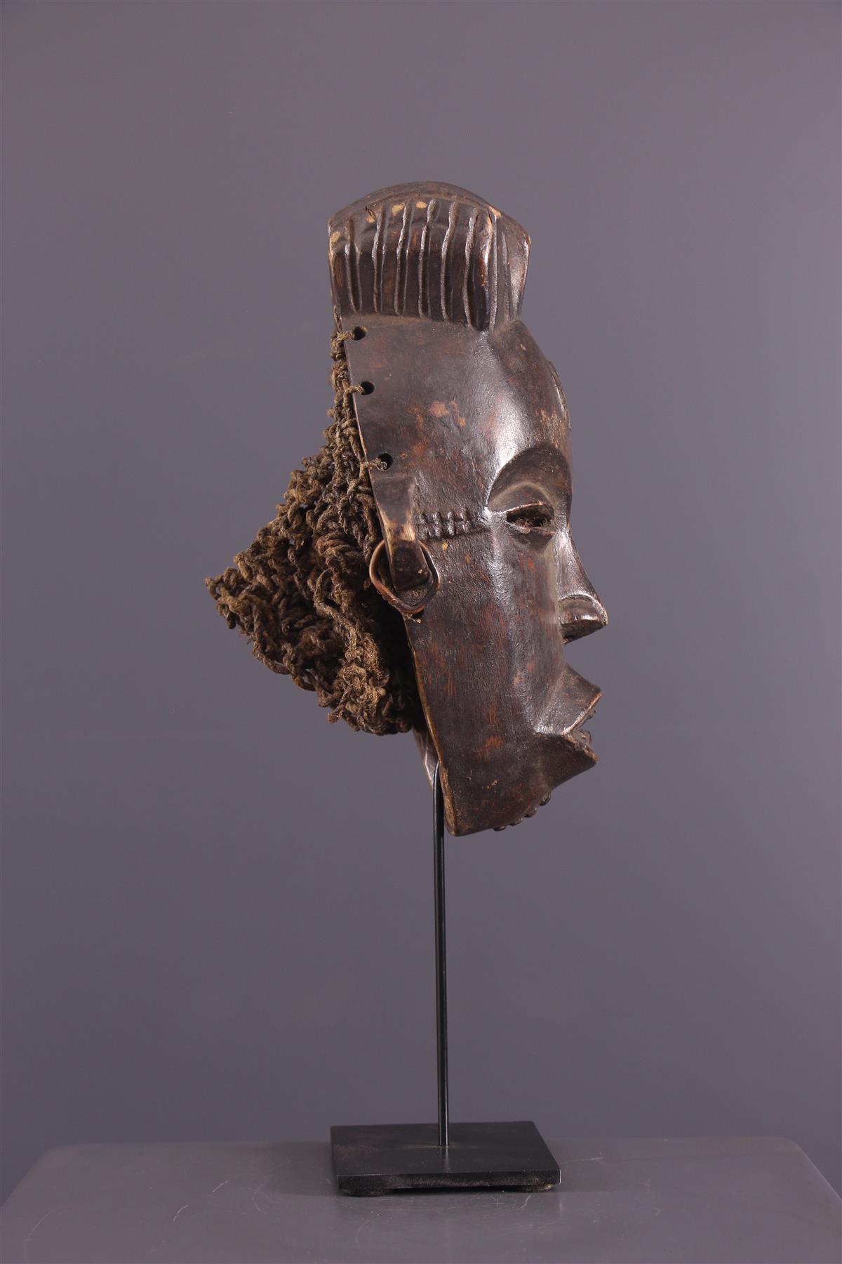 Masque Africain Ancien Chokwe Du Zaïre - Bois Patiné - Pièce De Collection