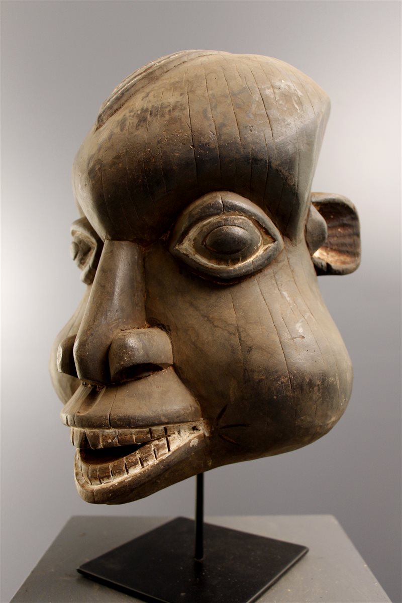 (4672) - African mask, tribal art, primitive art Bamun - African art